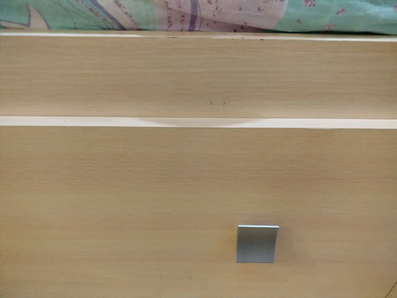 Продам кровать с матрасом и полку - Барахолка в ТОЛЬЯТТИ