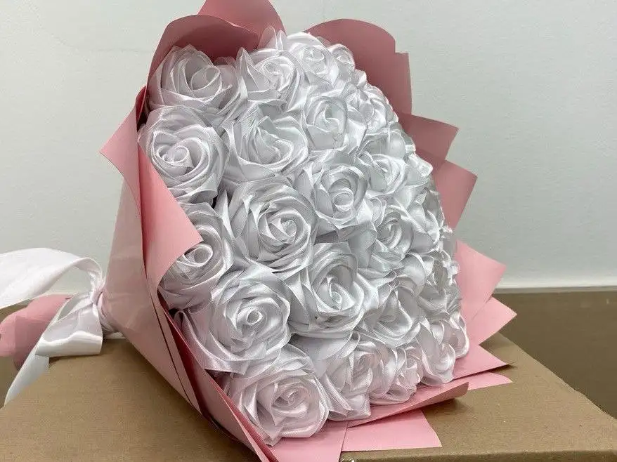 Букет из атласных лент на праздник - Рукоделие (Барахолка) в Тольятти