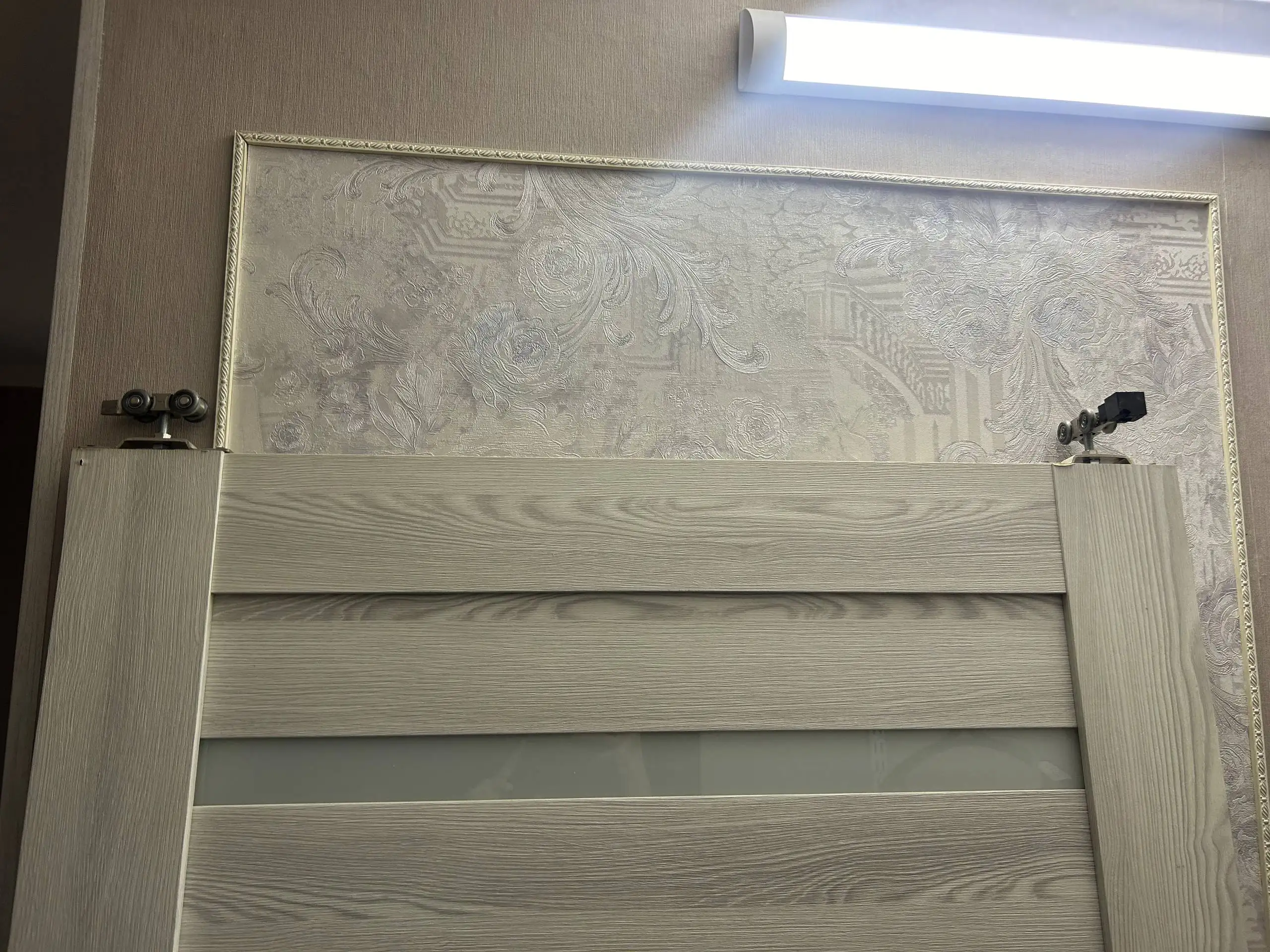 Раздвижная дверь на рельсах с наличниками - Двери (Барахолка) в Тольятти