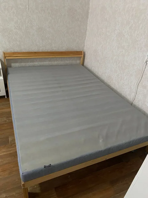 Продаётся кровать IКЕА 140x200 с матрасом - Мебель и бытовая техника в Тольятти