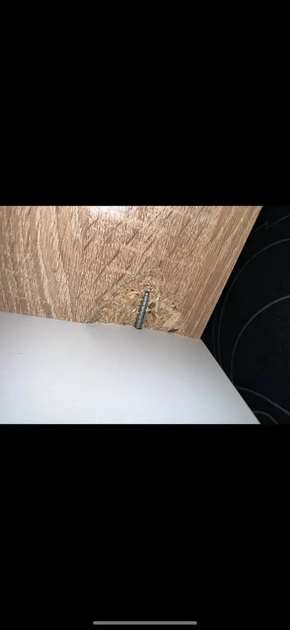 Стол с полками из ЛДСП - Мебель (Барахолка) в Тольятти