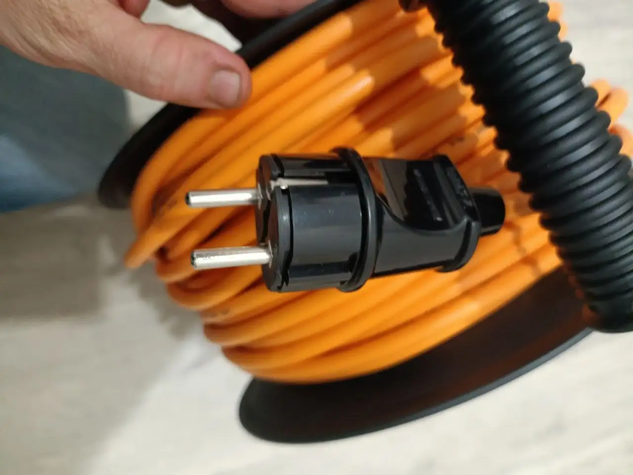 Удлинитель на катушке 50м с заземлением - Электротовары (Барахолка) в Тольятти