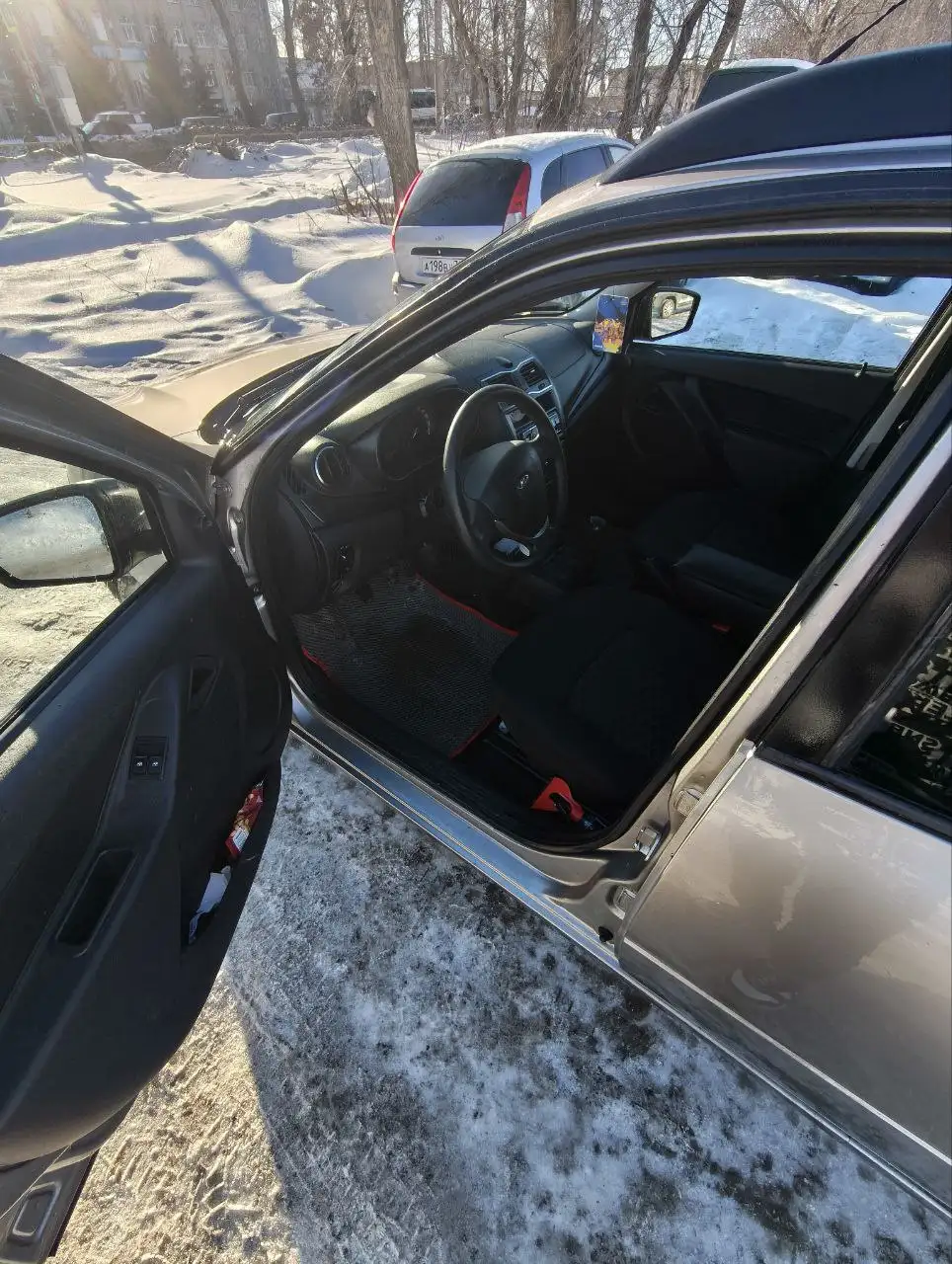 Продажа автомобиля Lada Granta FL универсал 2021 года - Легковые автомобили (Авто) в Тольятти