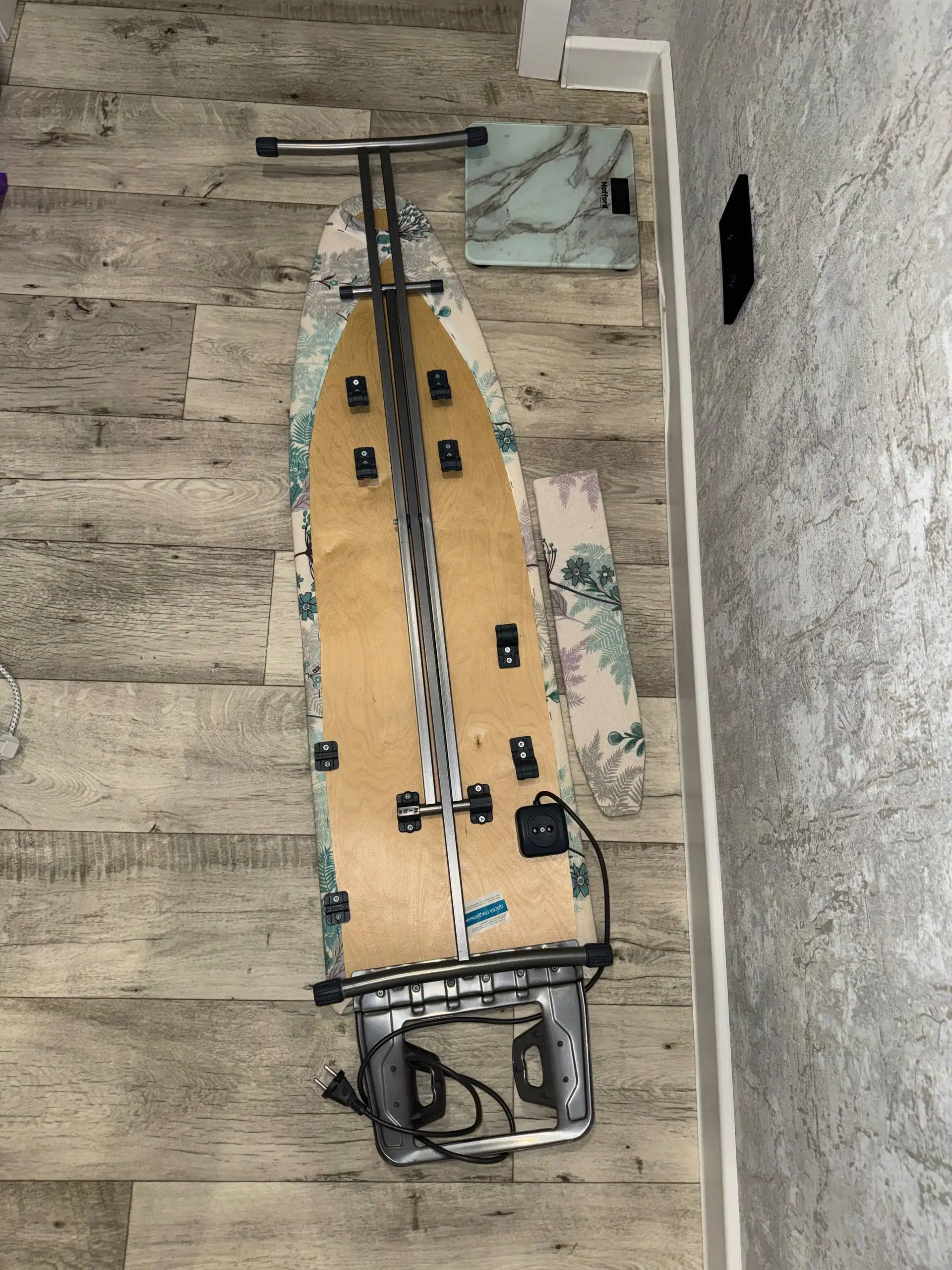 Гладильная доска с утюгом - Бытовая техника (Для дома и дачи) в Тольятти