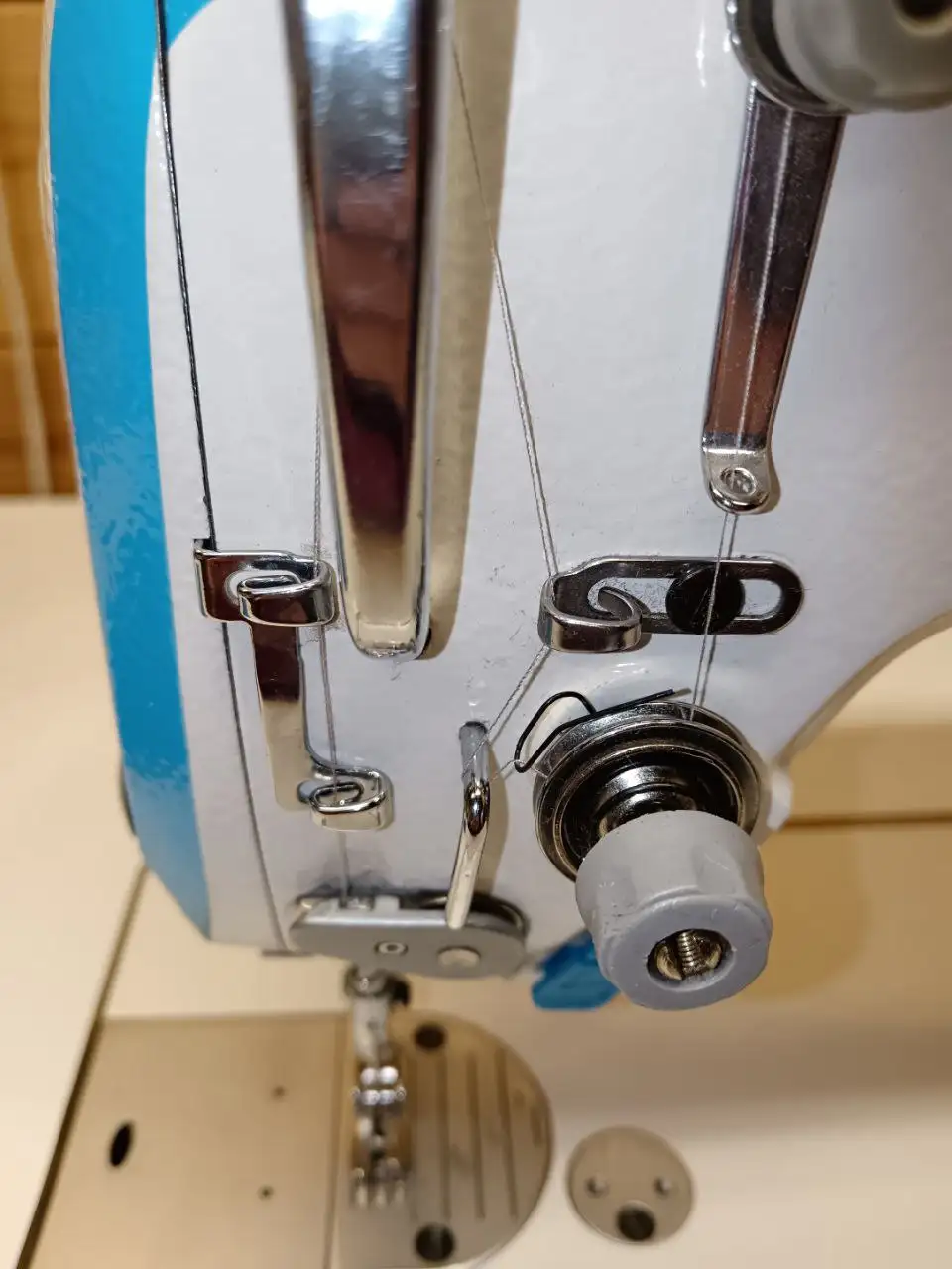 Промышленная швейная машина Jack A4 для легких и средних материалов - Швейное оборудование (Барахолка) в Тольятти