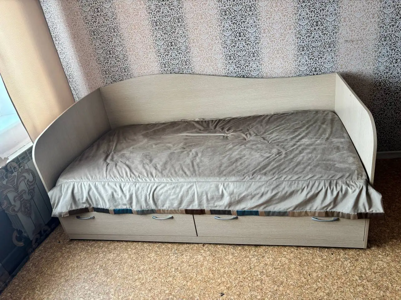 Продажа мебели и микроволновки в Тольятти - Мебель и бытовая техника (Барахолка) в Тольятти