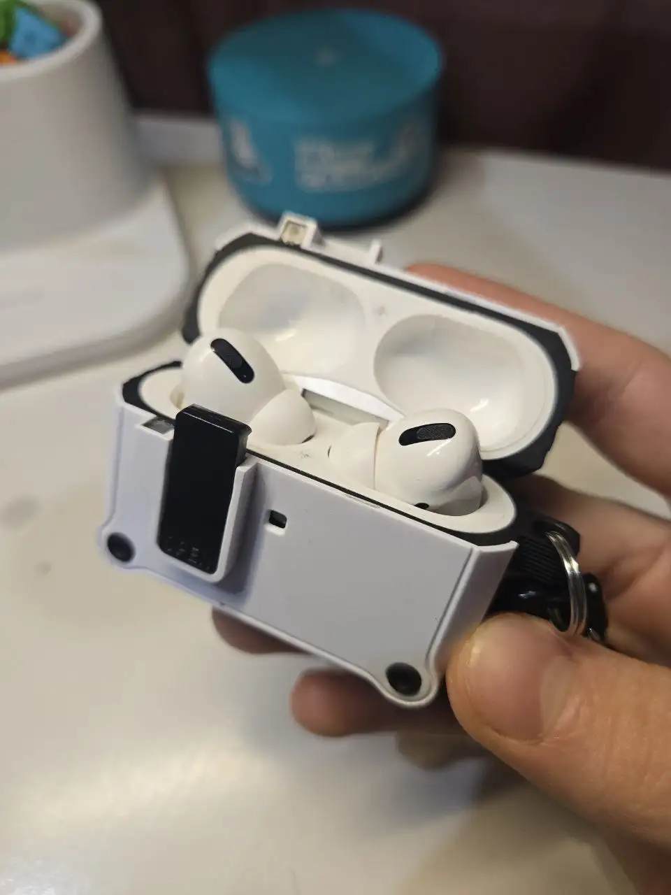 Срочная продажа AirPods Pro (оригинал) - Наушники (Электроника) в Тольятти