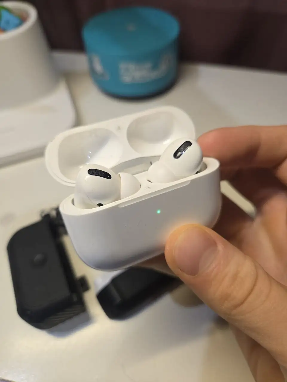 Срочная продажа AirPods Pro (оригинал) - Наушники (Электроника) в Тольятти