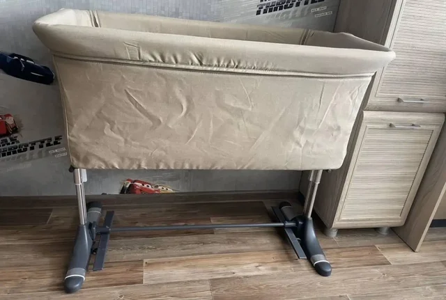 Колыбель с откидным бортиком и регулировкой высоты - Коляски в Тольятти