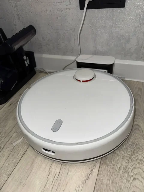 Робот пылесос с функцией памяти карты помещения - Игровые консоли в Тольятти