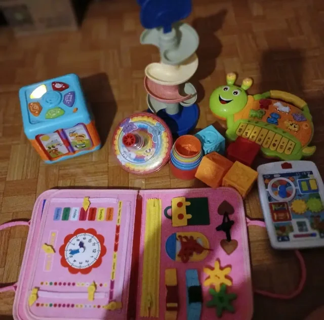 Продажа игрушек, медицинского костюма и розы ручной работы - Одежда детская в Тольятти