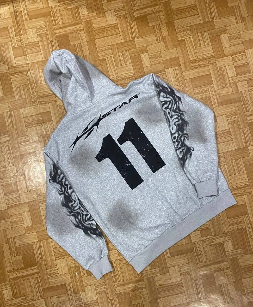 Продажа зип худи HELLSTAR - Верхняя одежда (Одежда) в Тольятти