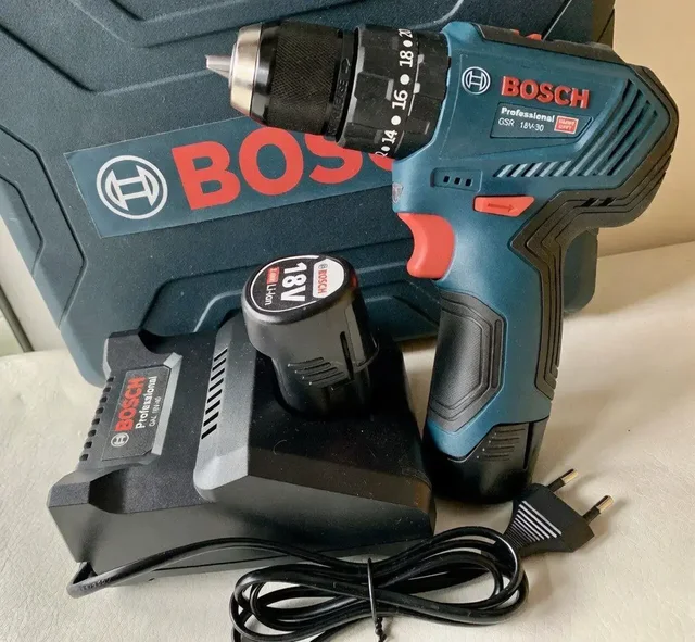 Продажа шуруповертов BOSCH и Milwaukee - Инструменты в Тольятти