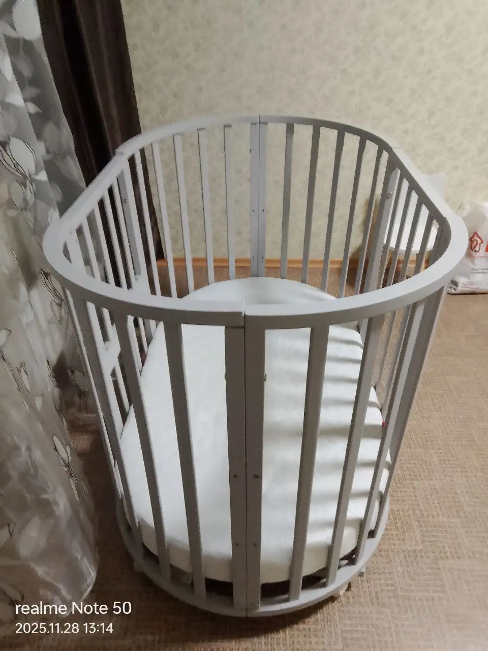 Детская кроватка с матрасом в хорошем состоянии - Детская мебель (Товары для детей) в Тольятти