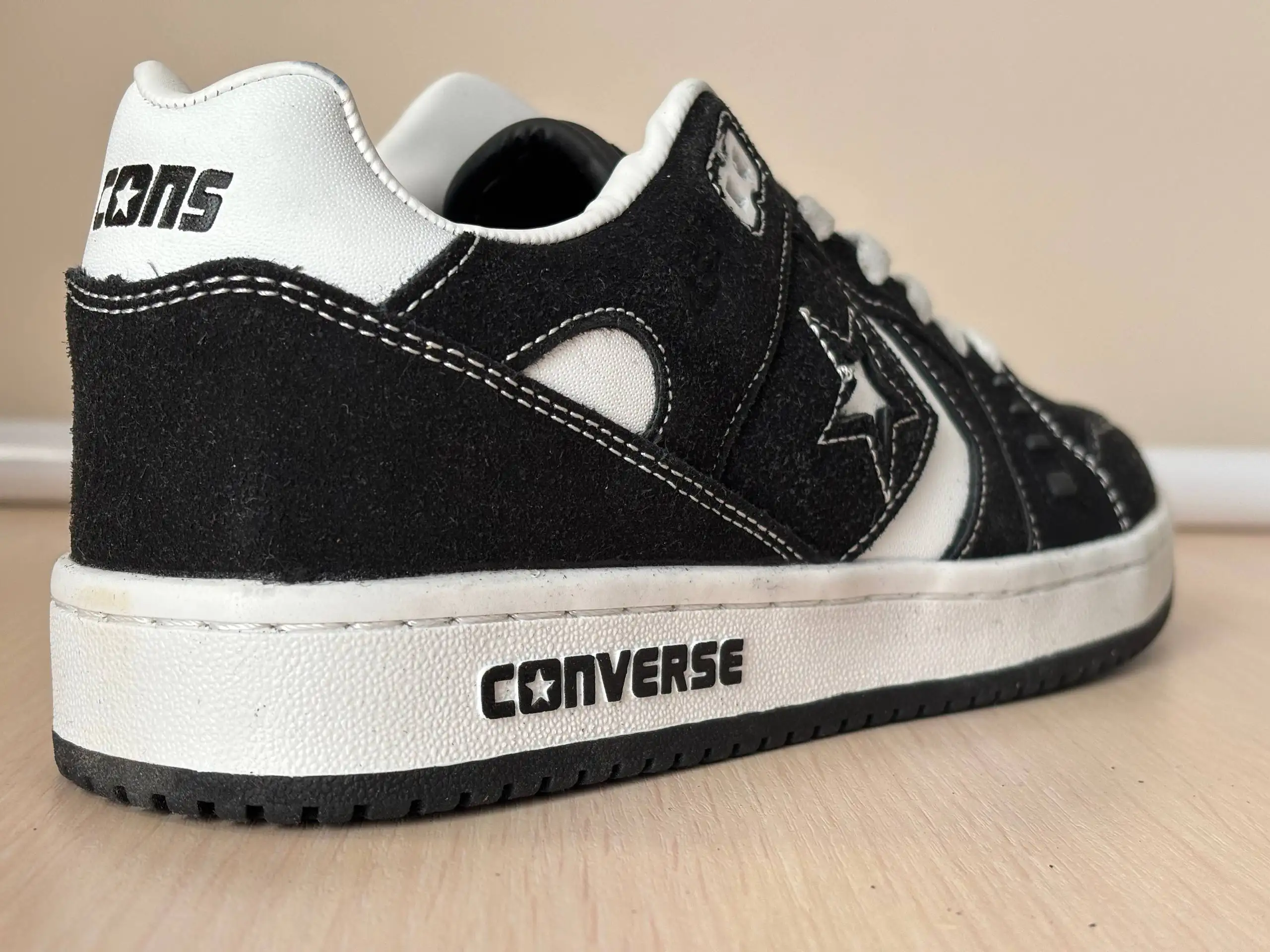 Кеды женские Converse натуральная замша - Обувь (Одежда) в Тольятти