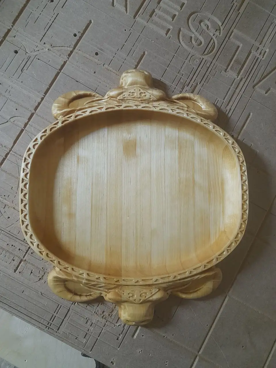 Резное березовое блюдо для шашлыка ручной работы - Посуда и кухонная утварь (Барахолка) в Тольятти