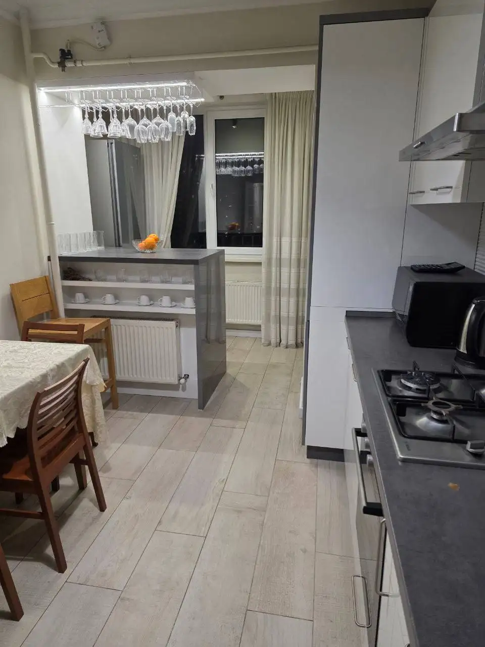 Сдаю квартиру в центре города - Аренда квартир (Недвижимость) в Тольятти