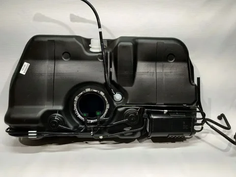 Запчасти на автомобили Lada: топливный бак и другие детали - Диски в Тольятти