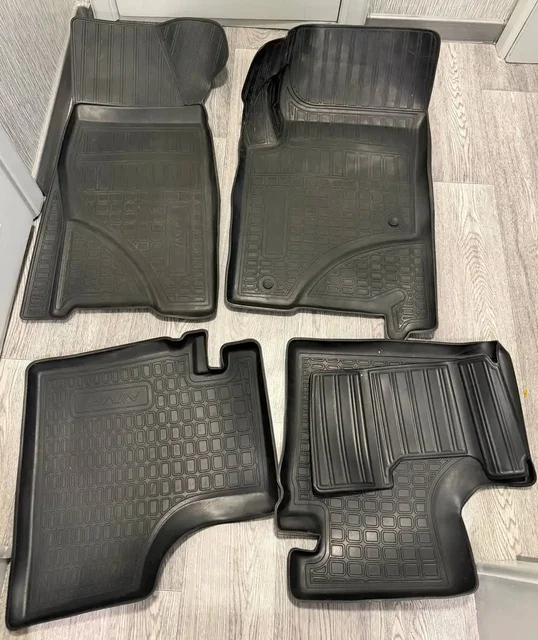 Резиновые коврики Chevrolet Niva - Авто в Тольятти