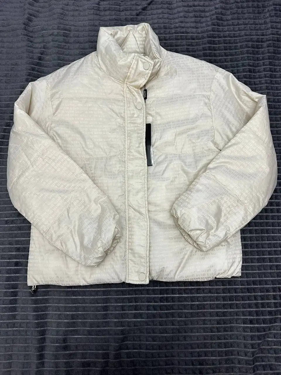 Женская куртка новая с биркой, размер M/L - Верхняя одежда (Одежда) в Тольятти