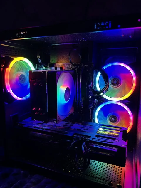 Комплектующие для компьютера: материнская плата, видеокарта, процессор, ОЗУ, SSD, блок питания, кулер, корпус - Игры и игровые приставки в Тольятти