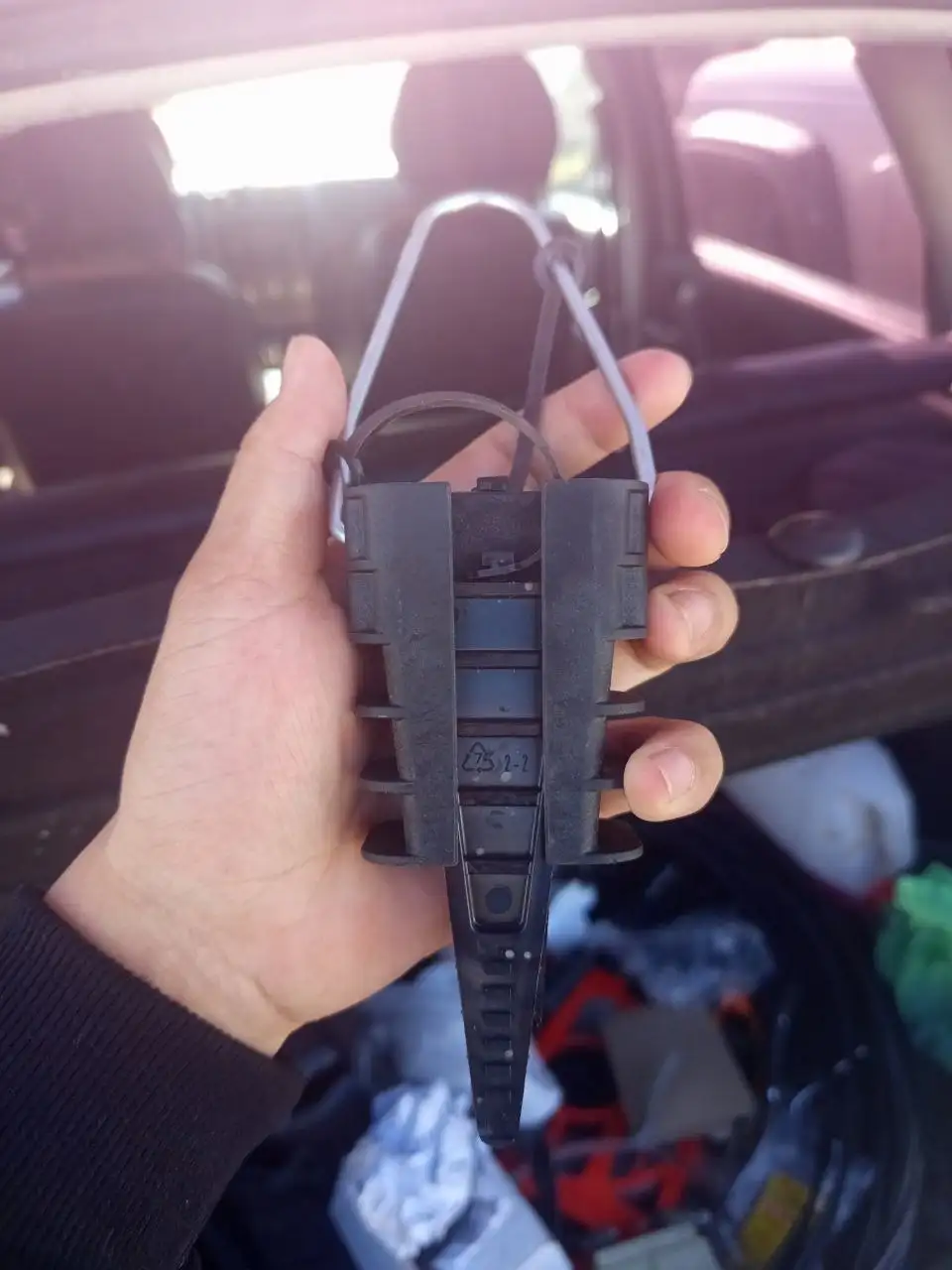 Продажа герметичных прокалывающих и анкерных зажимов для СИП - Электротехнические изделия (Запчасти) в Тольятти