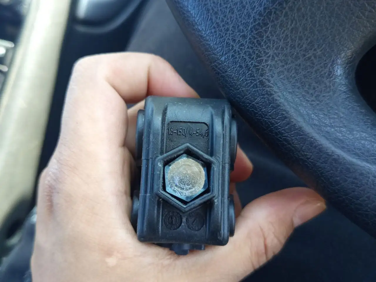 Продажа герметичных прокалывающих и анкерных зажимов для СИП - Электротехнические изделия (Запчасти) в Тольятти