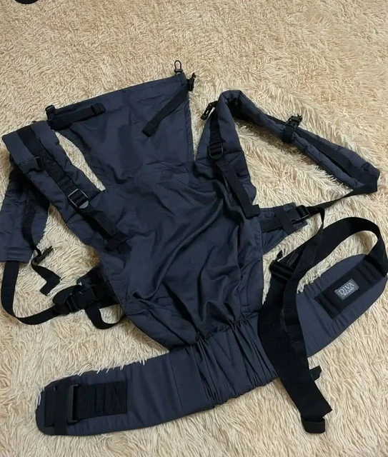 Продам новый эргорюкзак Diva Milano цвет графит - Товары для детей в Тольятти