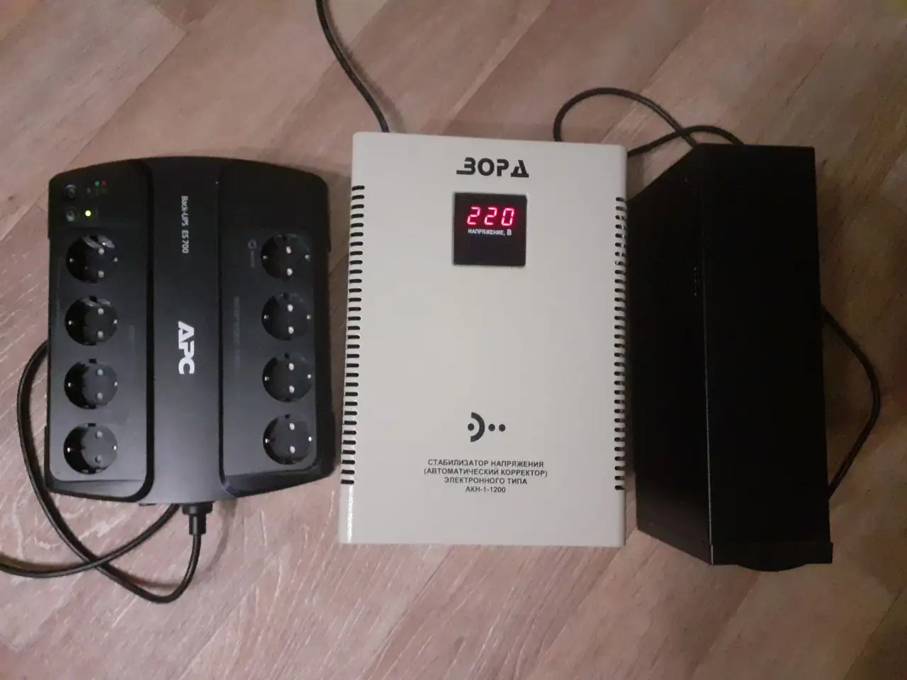 Продажа стабилизатора ЗОРД АКН-1-1200 и бесперебойников - Электроника (Барахолка) в Тольятти
