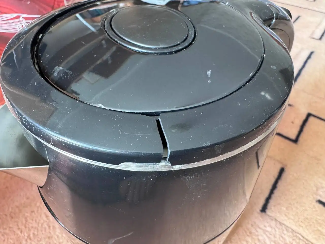 Продажа чайников с дефектами - Электроника (Барахолка) в Тольятти