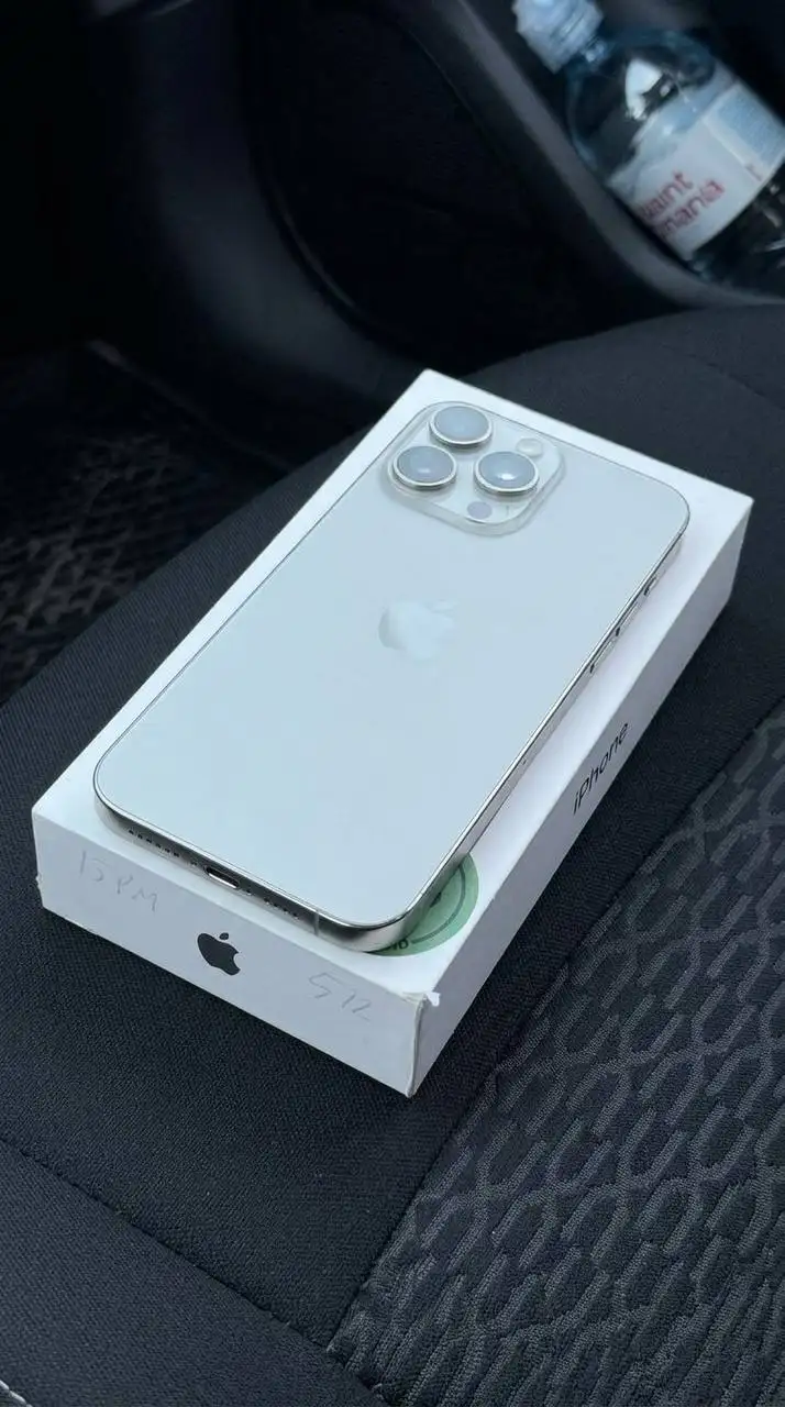 Iphone 15pro max 512g с треснувшим защитным стеклом - Смартфоны и телефоны (Электроника) в Тольятти