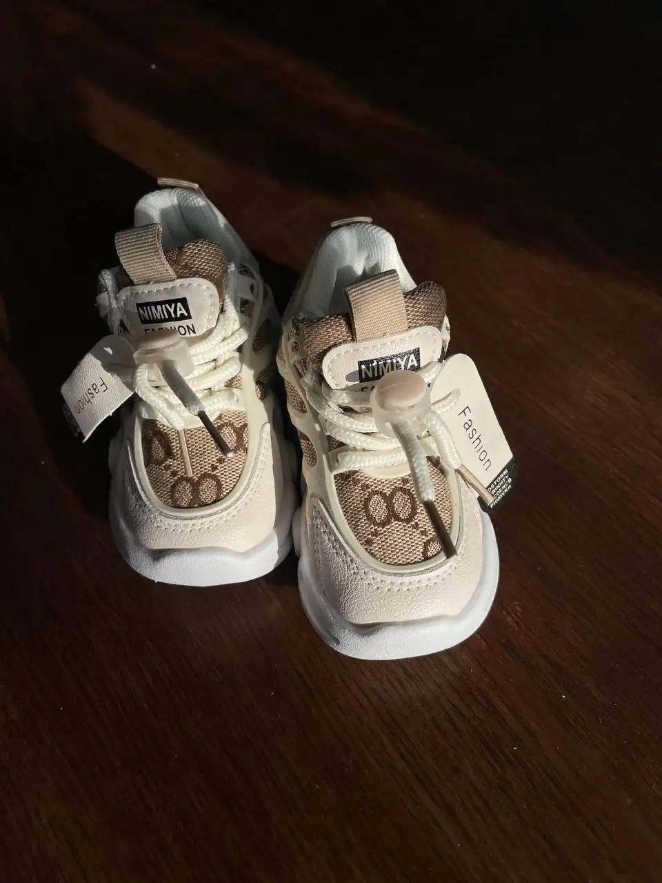 Продам кроссовки детские новые 21 размер - Обувь (Товары для детей) в Тольятти