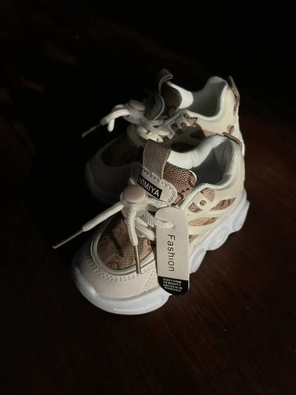 Продам кроссовки детские новые 21 размер - Обувь (Товары для детей) в Тольятти