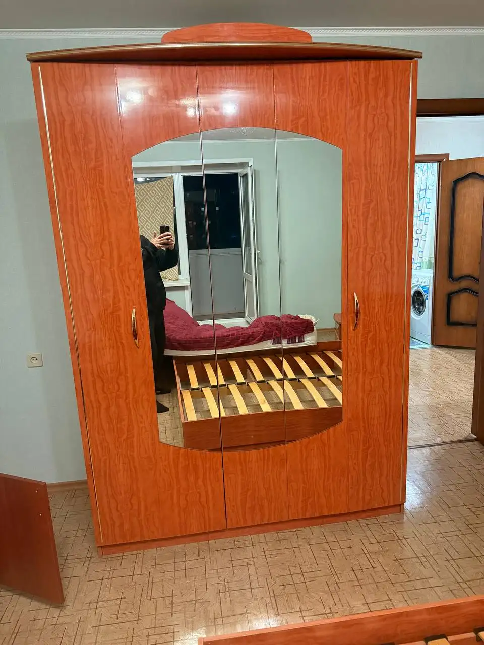 Продажа шкафа и кроватей с матрасами - Мебель (Барахолка) в Тольятти