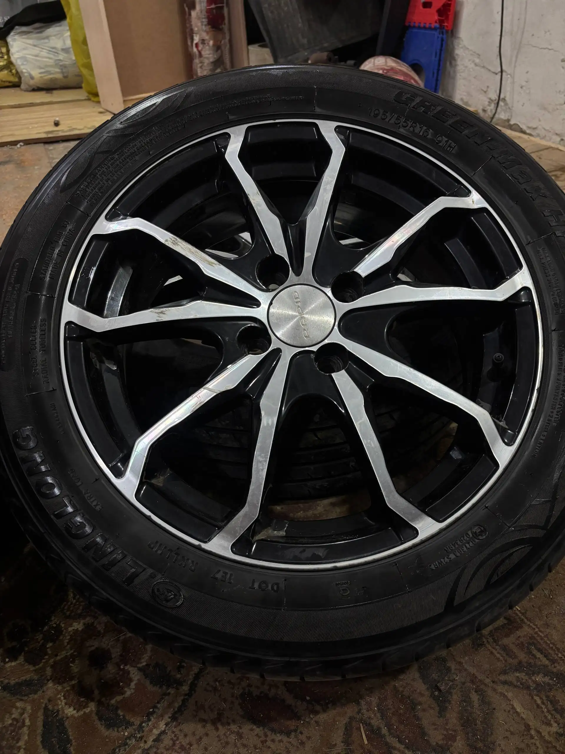 Продам колеса R16 - Шины и диски (Авто) в Тольятти