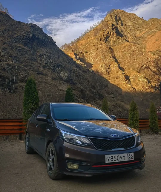 Kia Rio 2015 (1.6 МКПП, LUX) - Автозвук в Тольятти