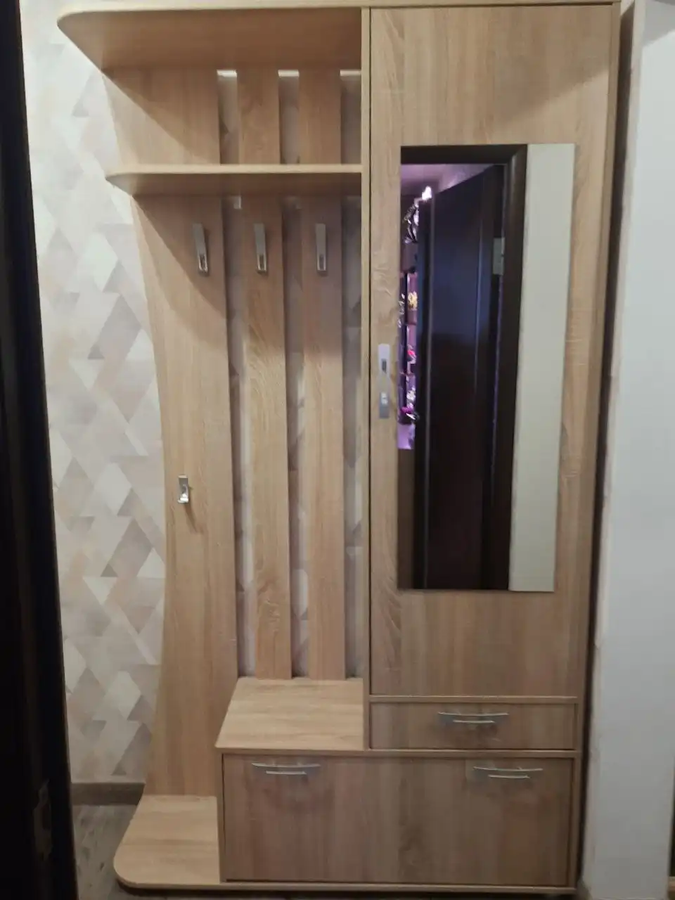 Продаётся прихожая Комо