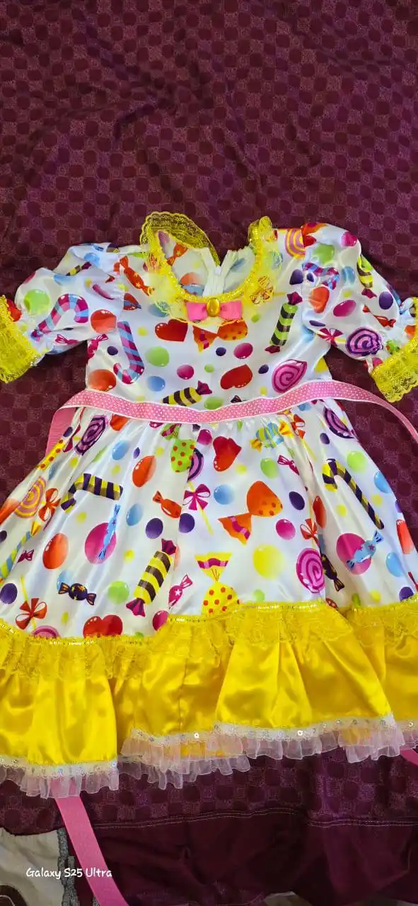 Продам костюмы