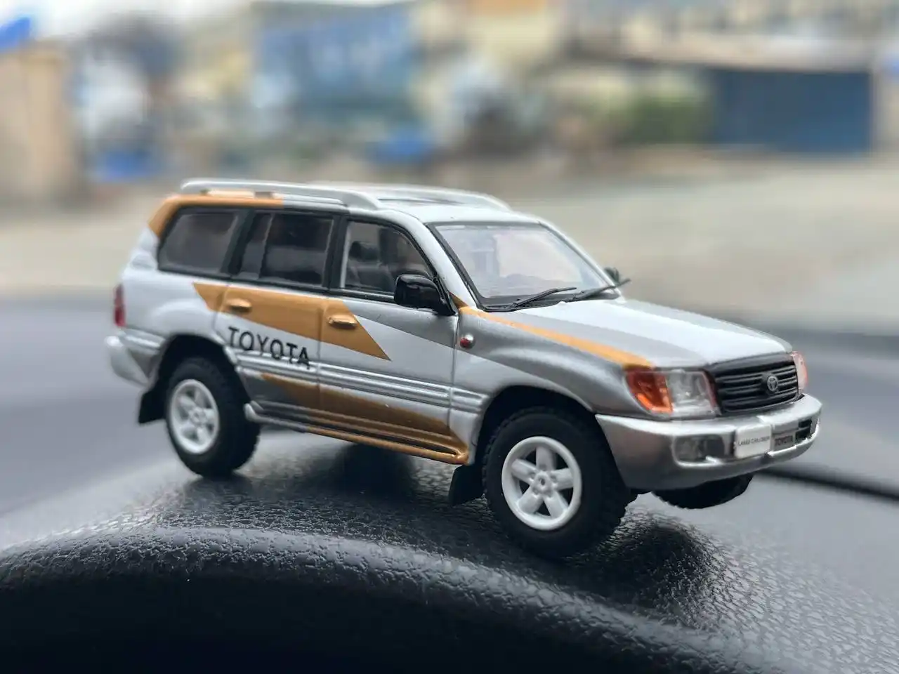 Продам металлические модельки