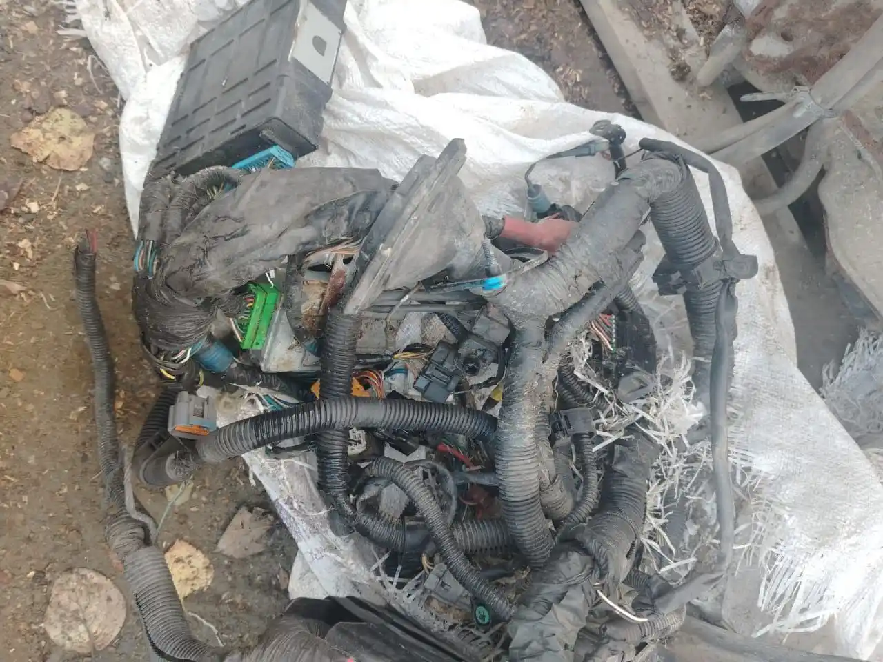 Продам двигатель на Mitsubishi Pajero Io