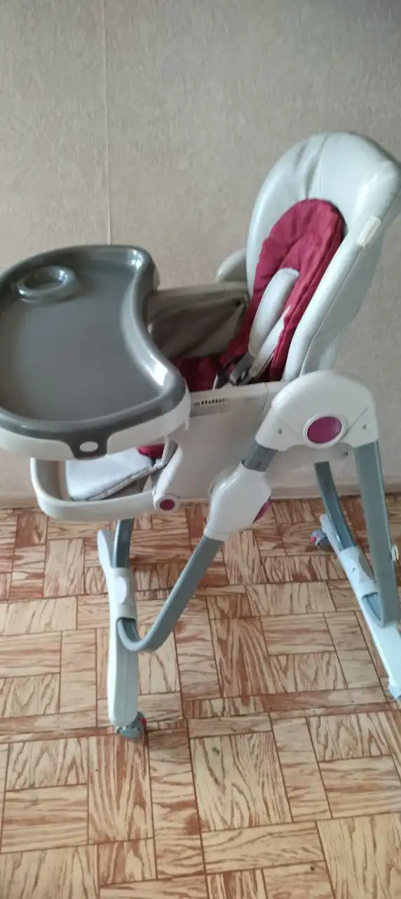Продам стульчик для кормления Lux mom 168
