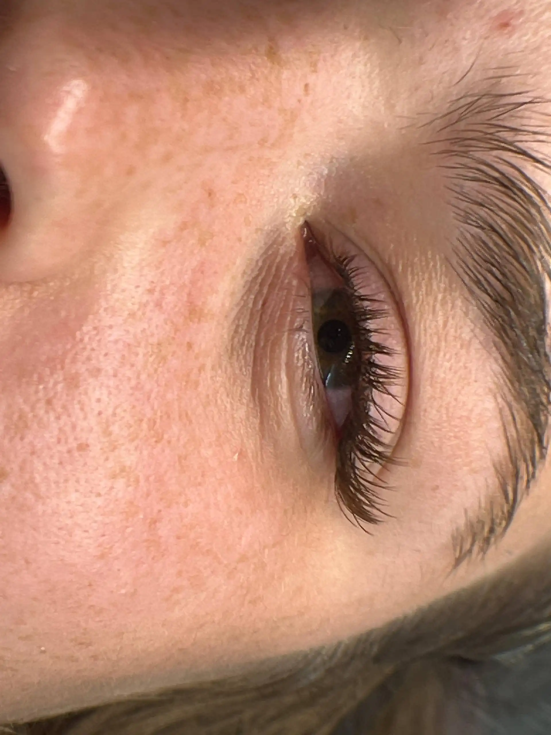 Наращивание ресниц для начинающего мастера