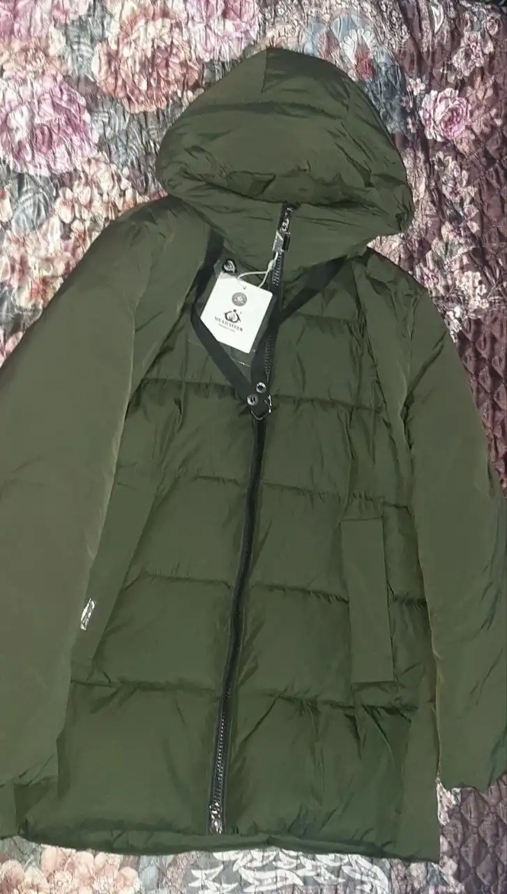 Продажа новой женской зимней куртки 54 размера