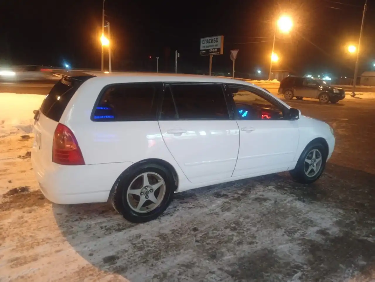 Продажа Toyota Corolla Fielder 2001 года