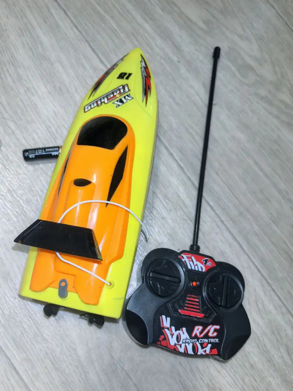 Отдам неработающую технику