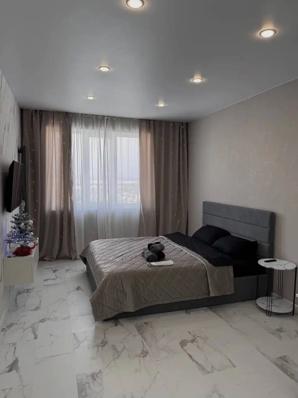 Сдам квартиру посуточно у ТРК Сити Молл