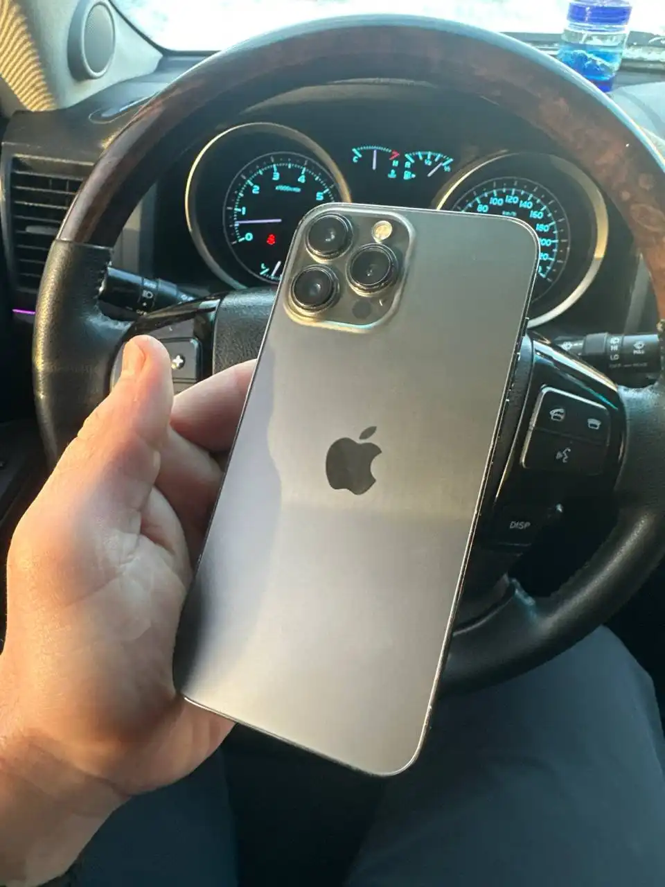 Продам iPhone 13 Pro Max 128 ГБ
