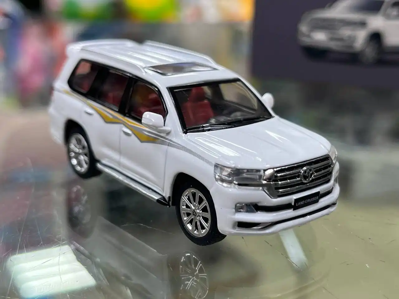 Продажа металлических моделек