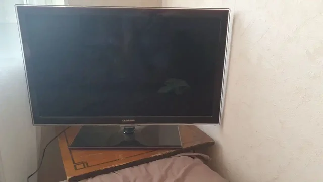 Продам телевизор FHD 1920×1080, 32 дюйма - частное объявление в Южно-Сахалинск