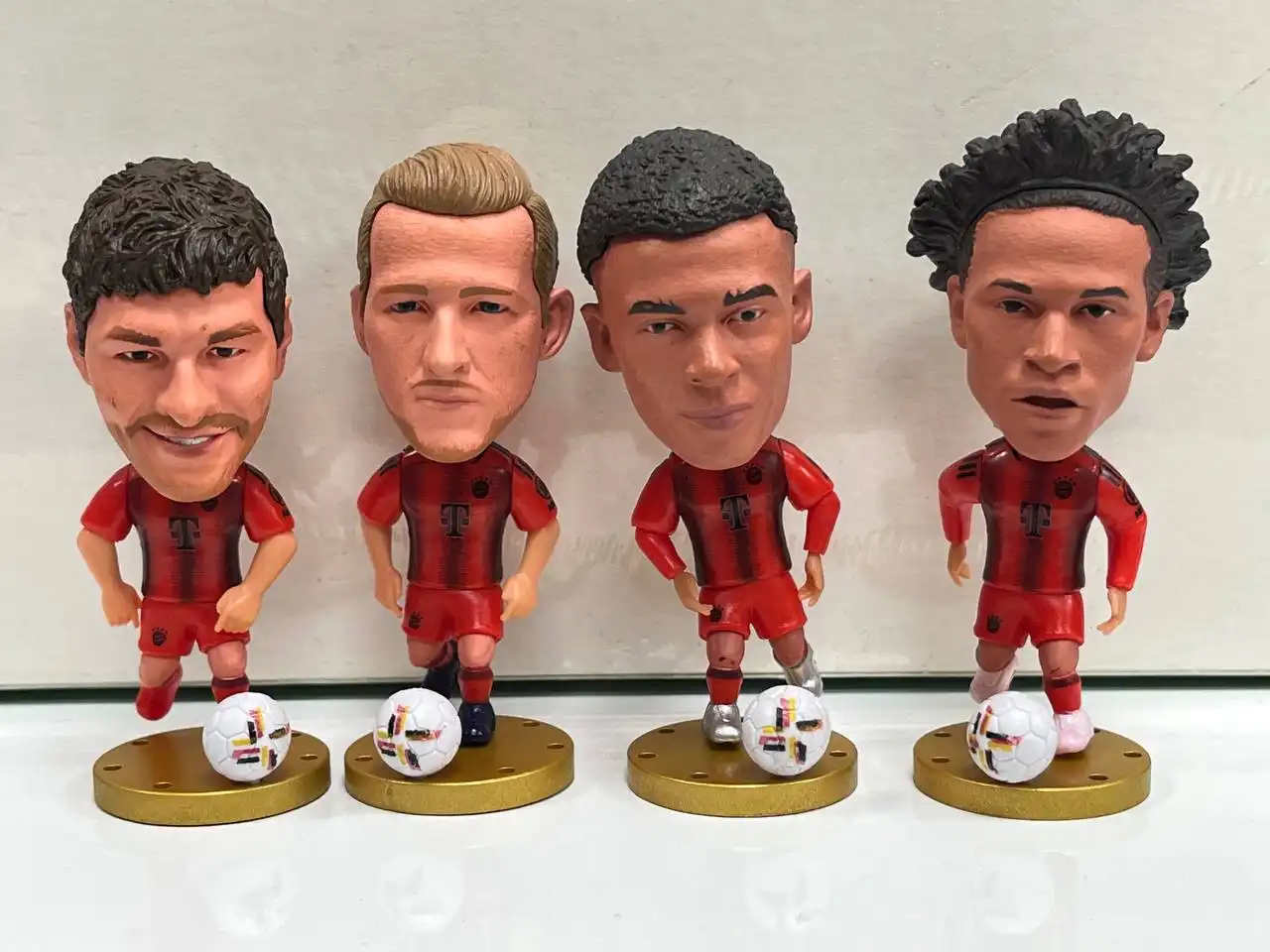 Продажа фигурок в Южно-Сахалинске - Коллекционирование (Хобби и отдых) в Южно-Сахалинск